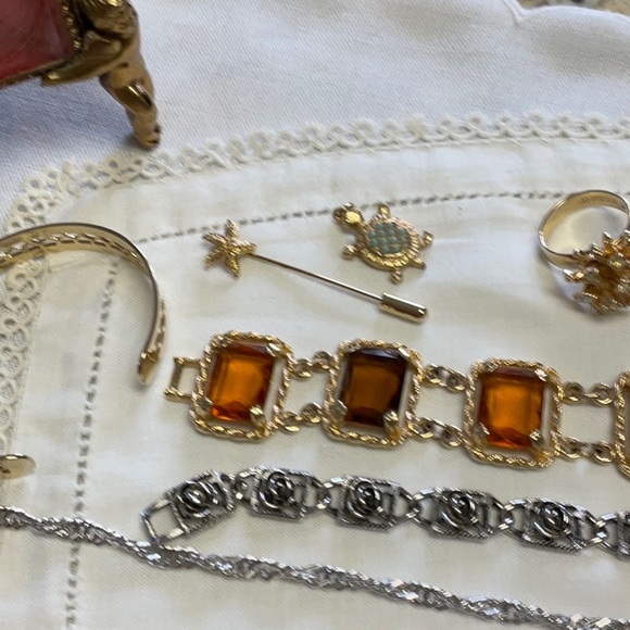 VINTAGE, SARAH COVENTRY CANADA, JEWELLERY BUNDLE - Picture 7 of 10
